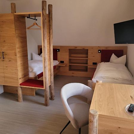 Regenbogenhof Rudelswalde Hotell Crimmitschau Exteriör bild