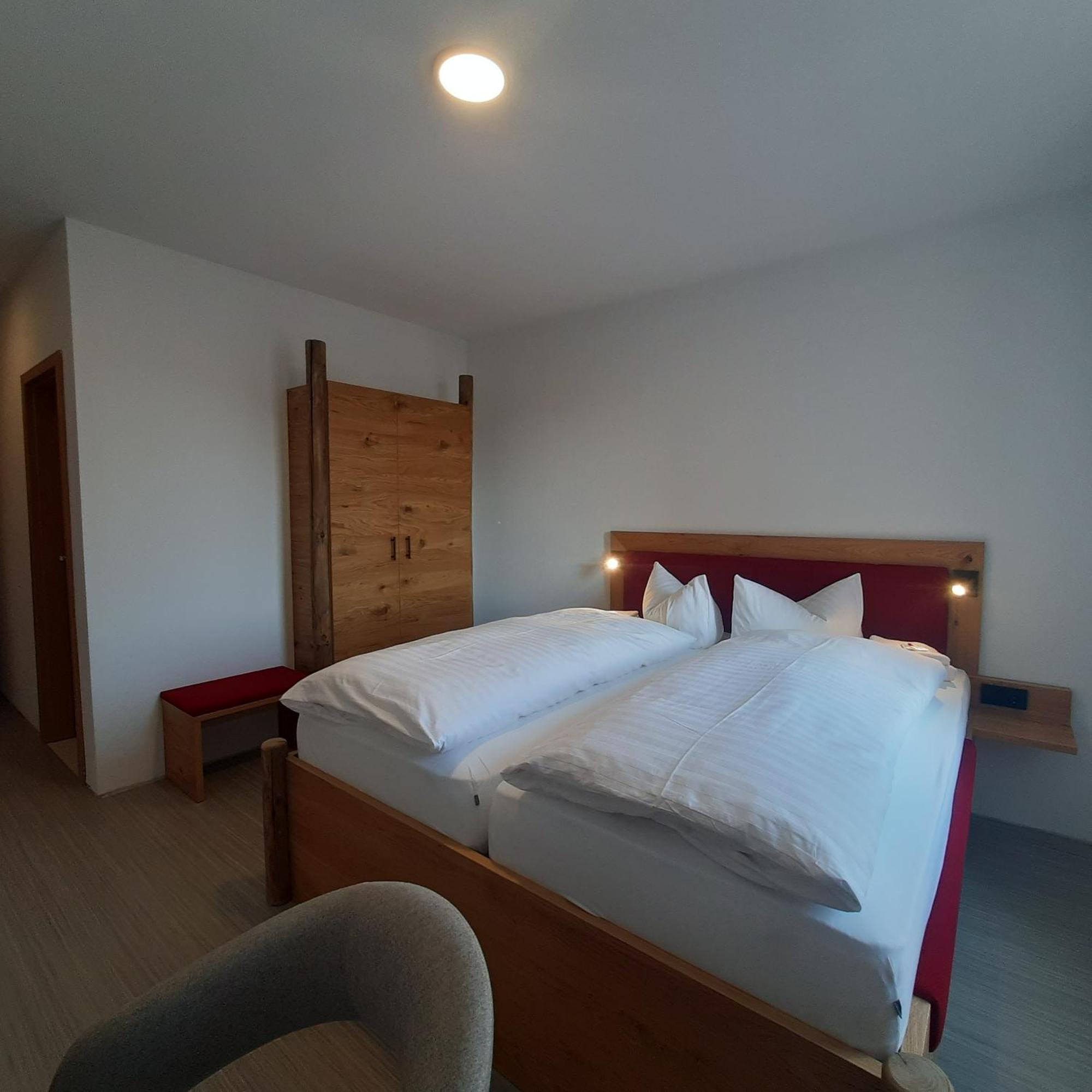Regenbogenhof Rudelswalde Hotell Crimmitschau Exteriör bild